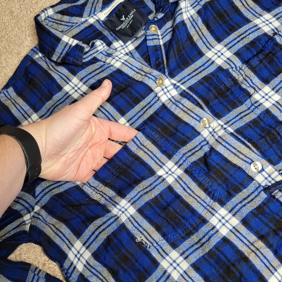 American Eagle Outfitters Navy Plaid Shirt (L) - Picture 2 of 4
